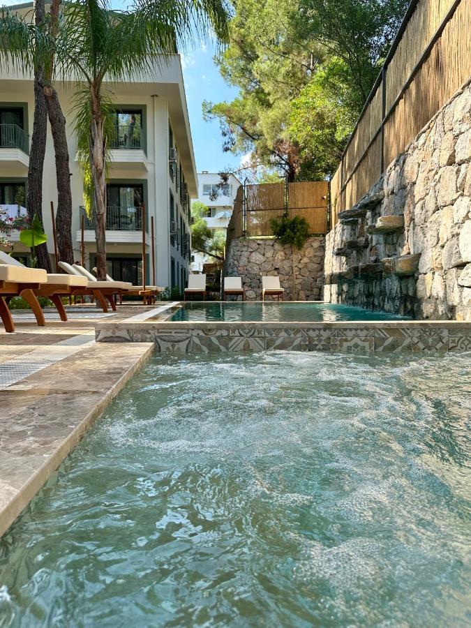 Esmahan Forest And Pool By Zehra Suites Мармарис Екстер'єр фото